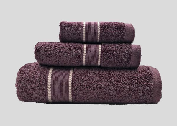 Anti-bacterial Towel_0003_A2MONTEX-Berry