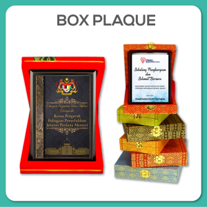 plaque box